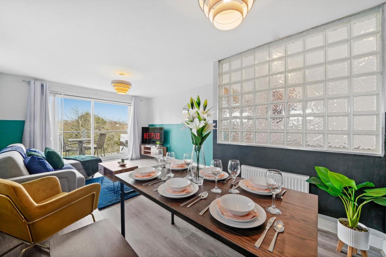 The Stylish Warwick Abode - Balcony - Garden Villa Leek Wootton Exterior foto